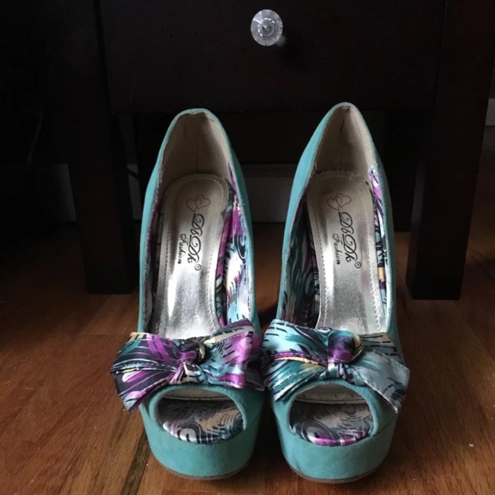 SEXY HEELS